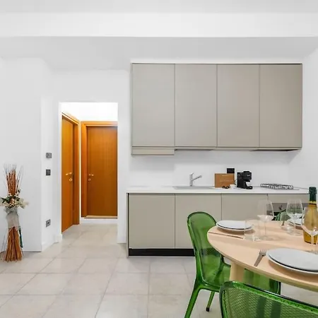 Casa Moderna Vicino Al Lago E Terme Di Sirmione Exterior foto